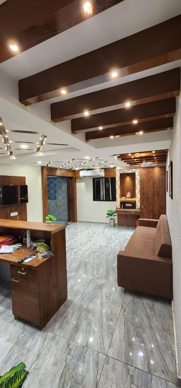 Hotel Sun Shine Ahmadabad Zewnętrze zdjęcie